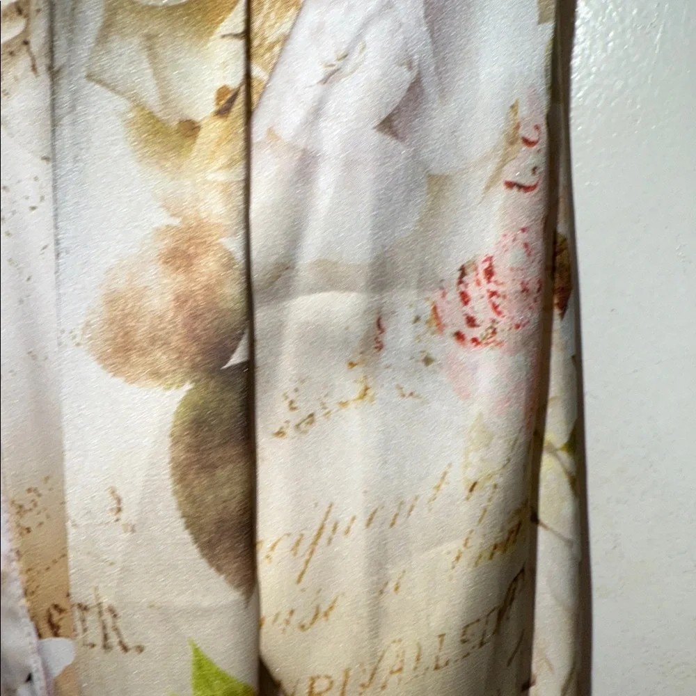 Floral Cream Midi 2 sleeveless dress with coordinating blouse - Picture 12 of 14